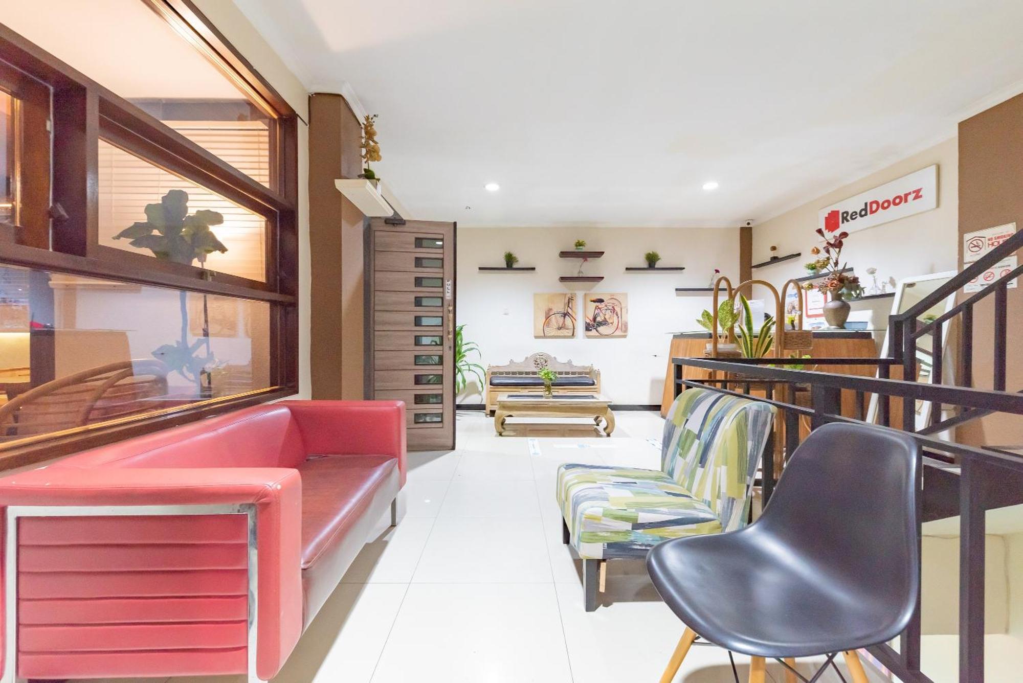 Reddoorz Near Botani Square Mall Bogor Kültér fotó